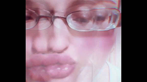 Chick Nude Lips Makes you Hot