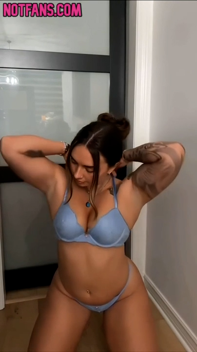 Abby Berner Striptease in Bath so Hot – Onlyfans video